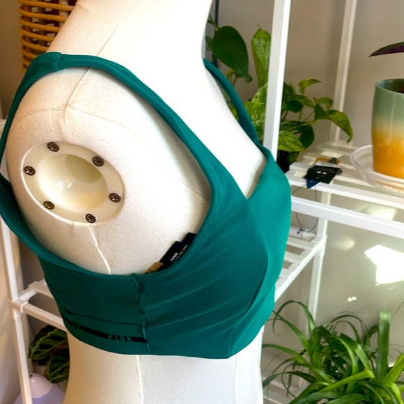 Victoria Secret PINK Green Bra Top - Picture 2 of 4